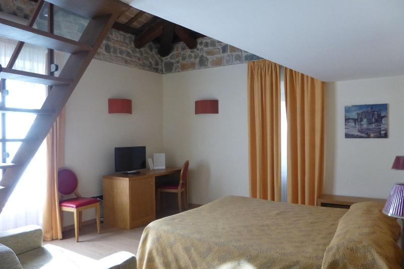 Hotel 99 Cannelle Л'Акуила Экстерьер фото