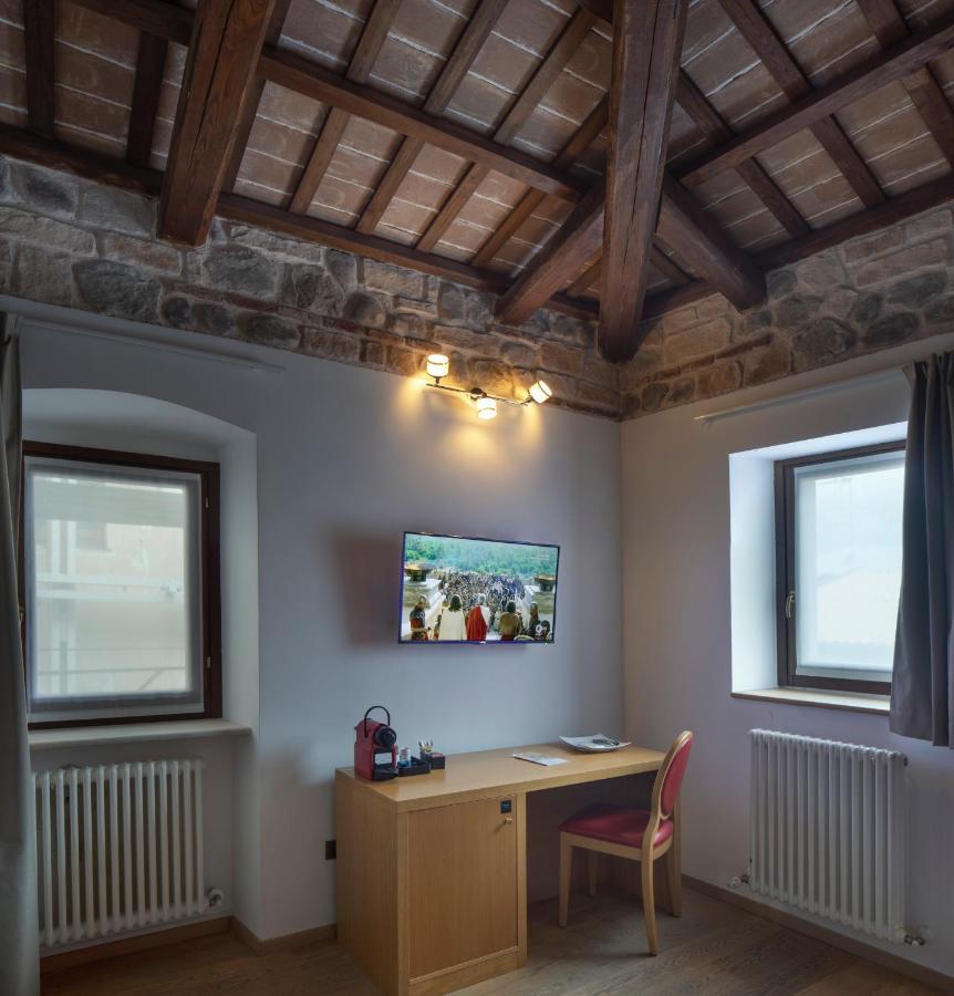 Hotel 99 Cannelle Л'Акуила Экстерьер фото